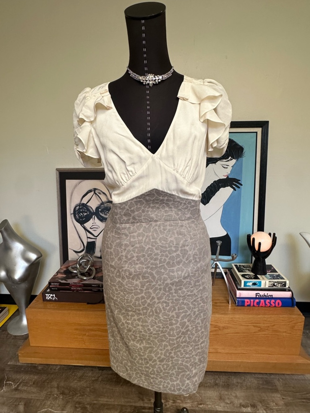 Rebecca TayIor Ruffle Sleeve Dress